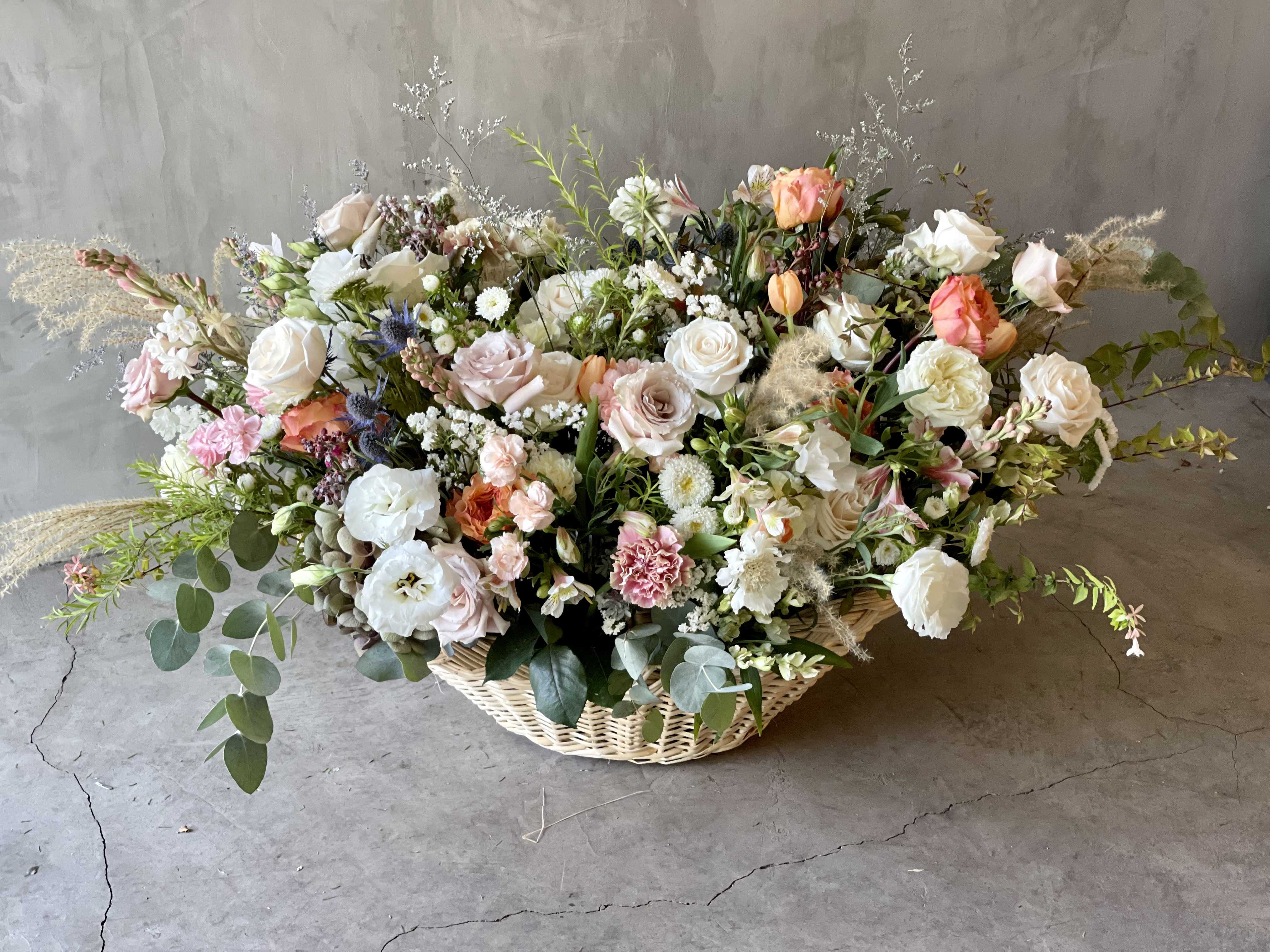 Букет в корзине - Гамбург нежная роскошь buket-v-korzine---gamburg-nezhnaya-roskoshy